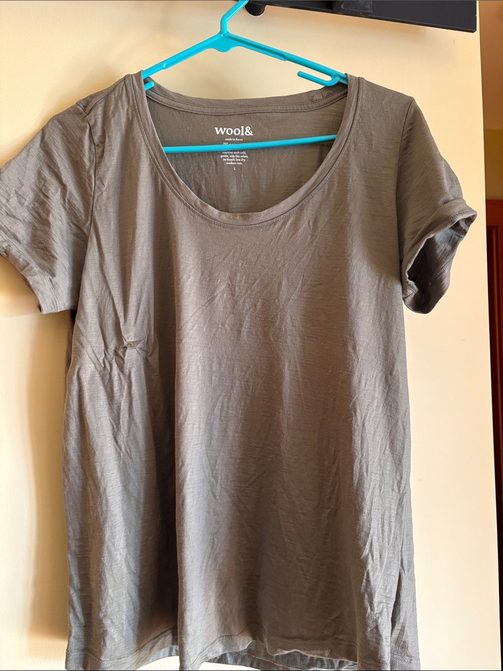 Wool& Stella scoop neck tee